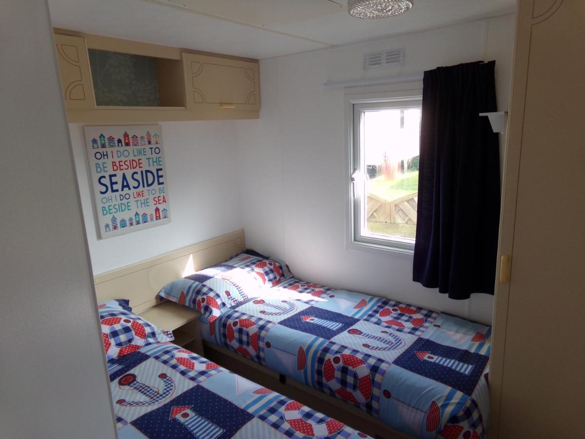 Happydaze Caravan Bacton  Exterior foto